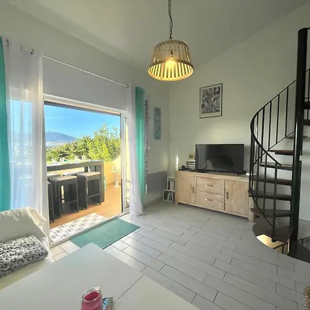 Hameaux Du Soleil 아파트 *