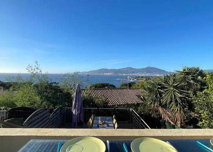 Hameaux Du Soleil *
